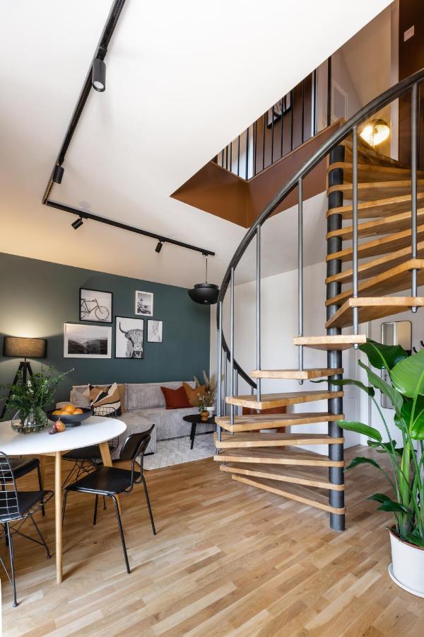 Turnkey I Republic Square Apartments Prag Dış mekan fotoğraf