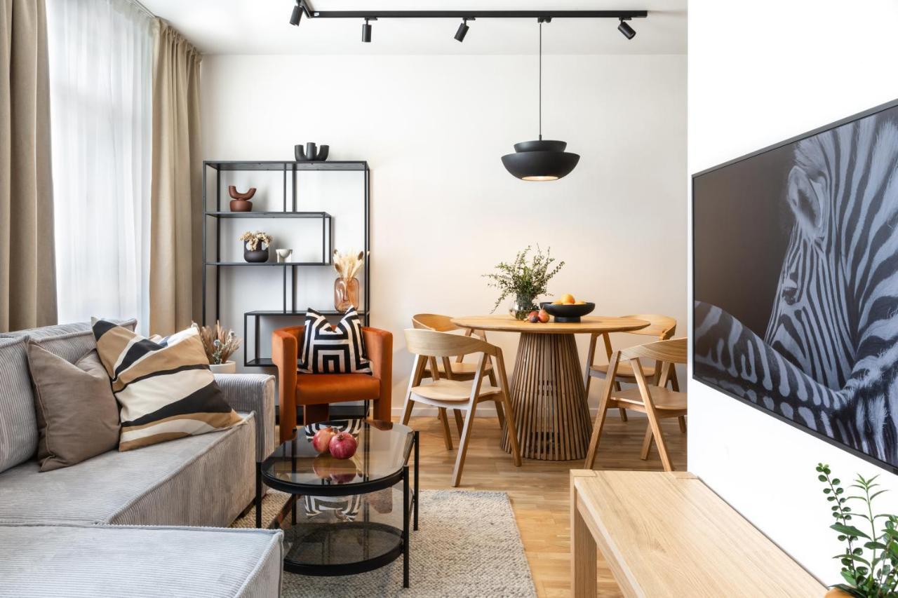 Turnkey I Republic Square Apartments Prag Dış mekan fotoğraf