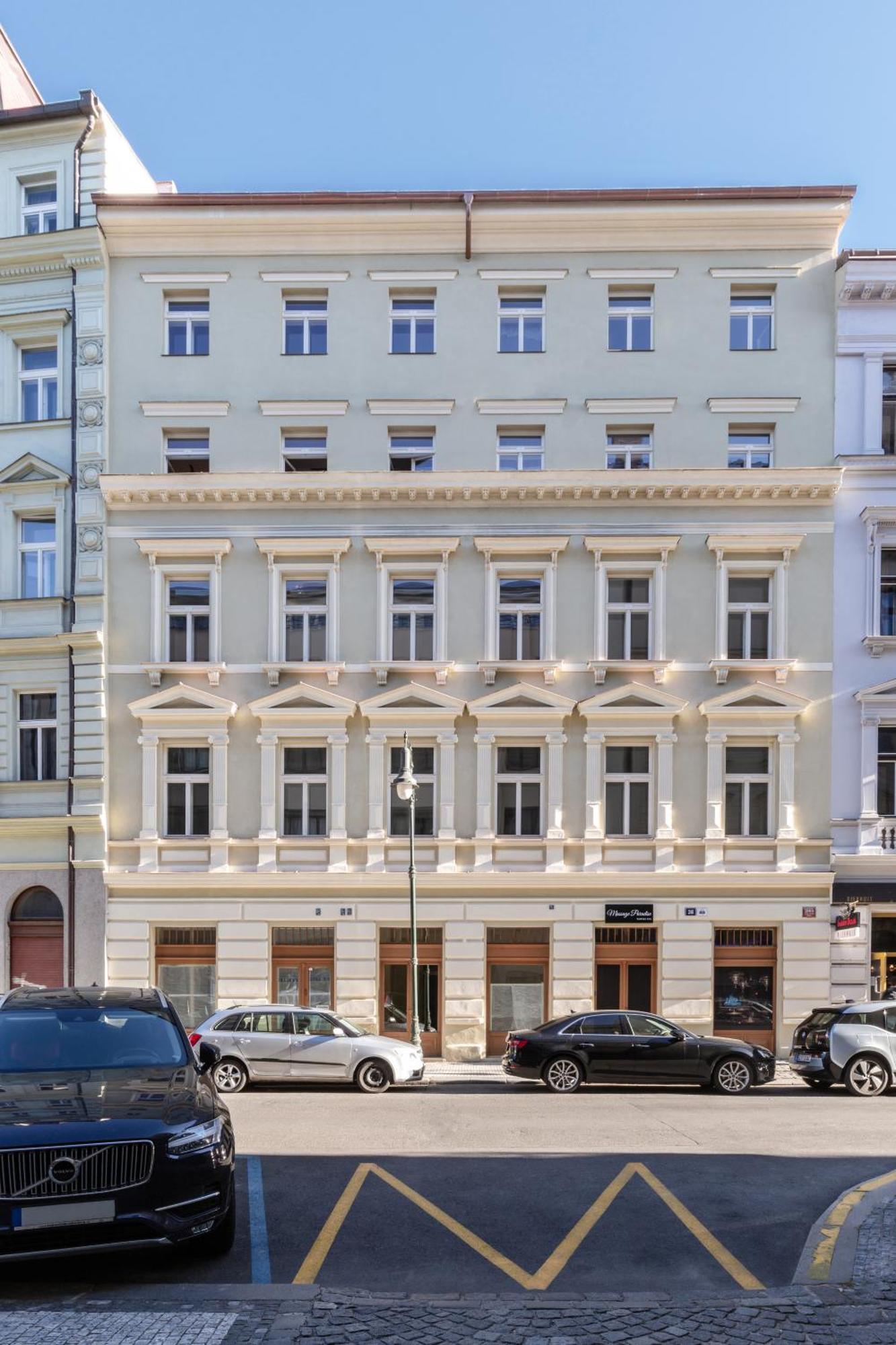 Turnkey I Republic Square Apartments Prag Dış mekan fotoğraf