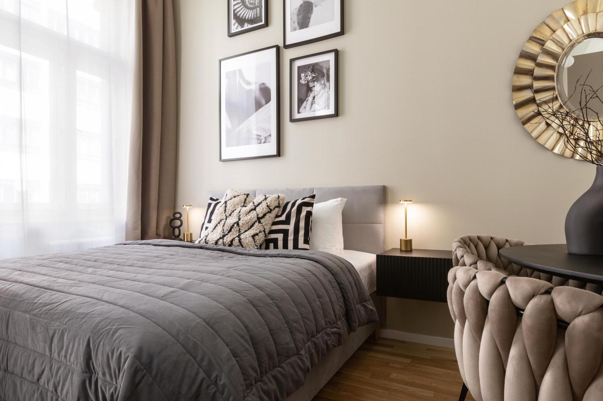 Turnkey I Republic Square Apartments Prag Oda fotoğraf